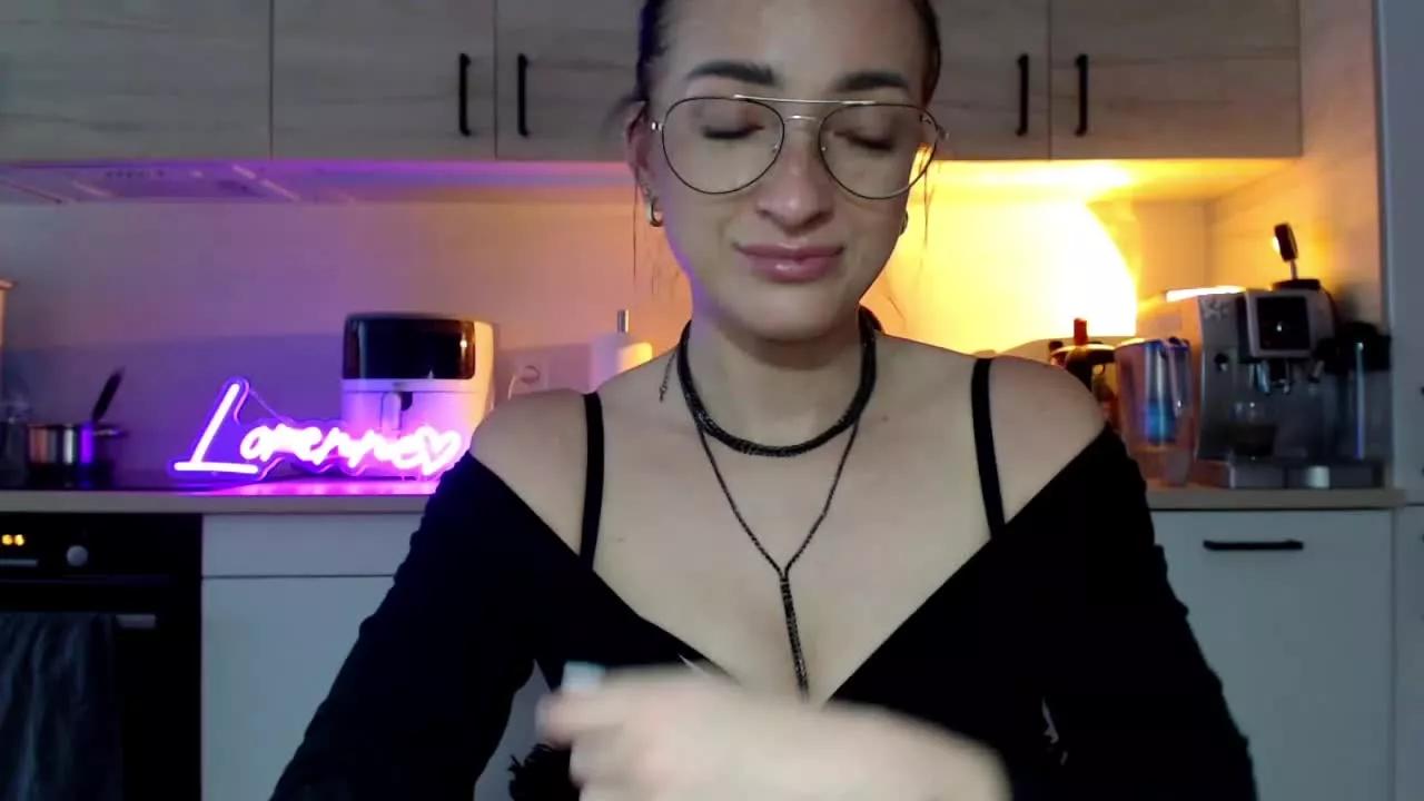 LorenneDream on Streamray 