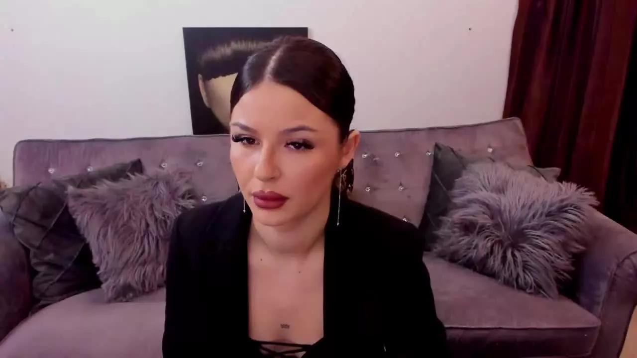 MadissonHotTS on Streamray 