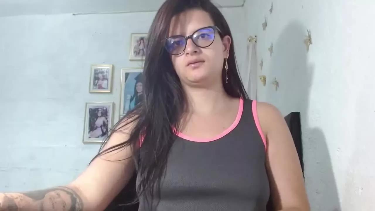 MiaSaing on Streamray 