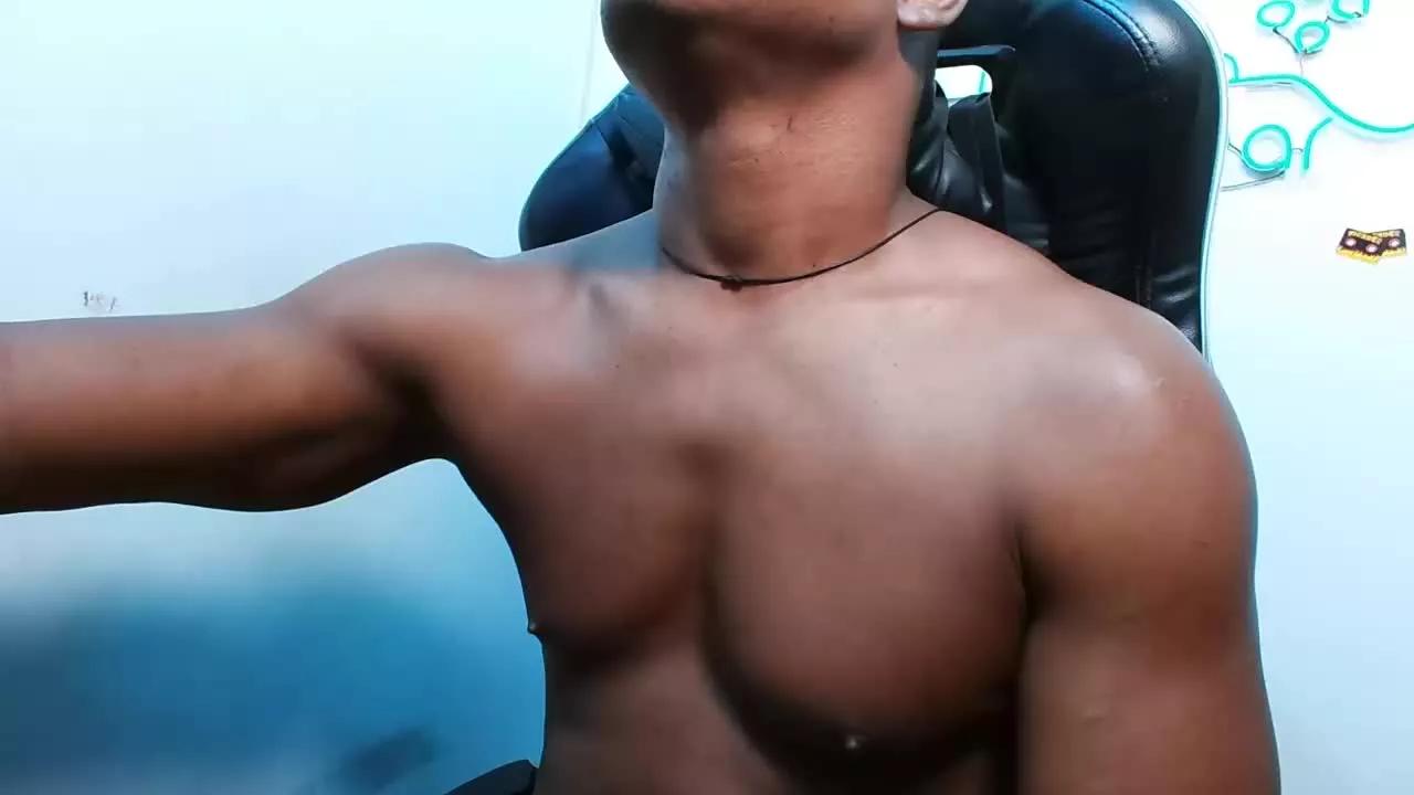 MONSTER_BIG on Streamray 