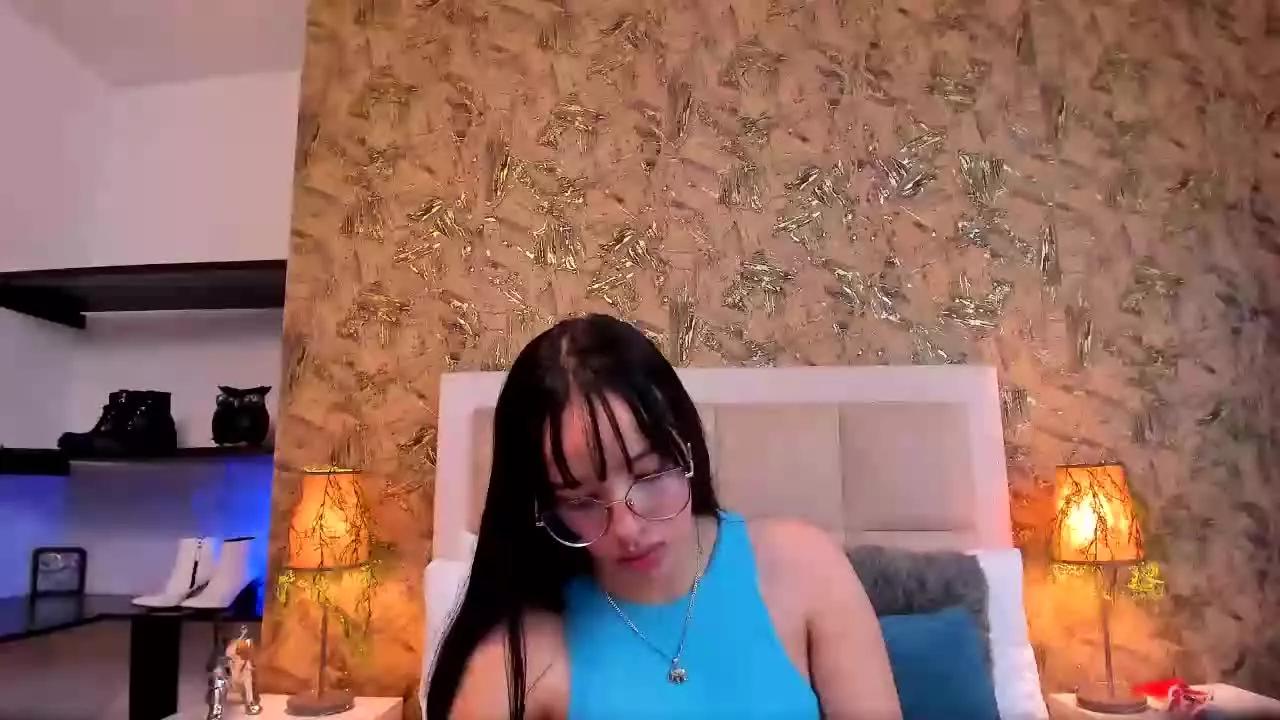 ValkyriaStel on Streamray 