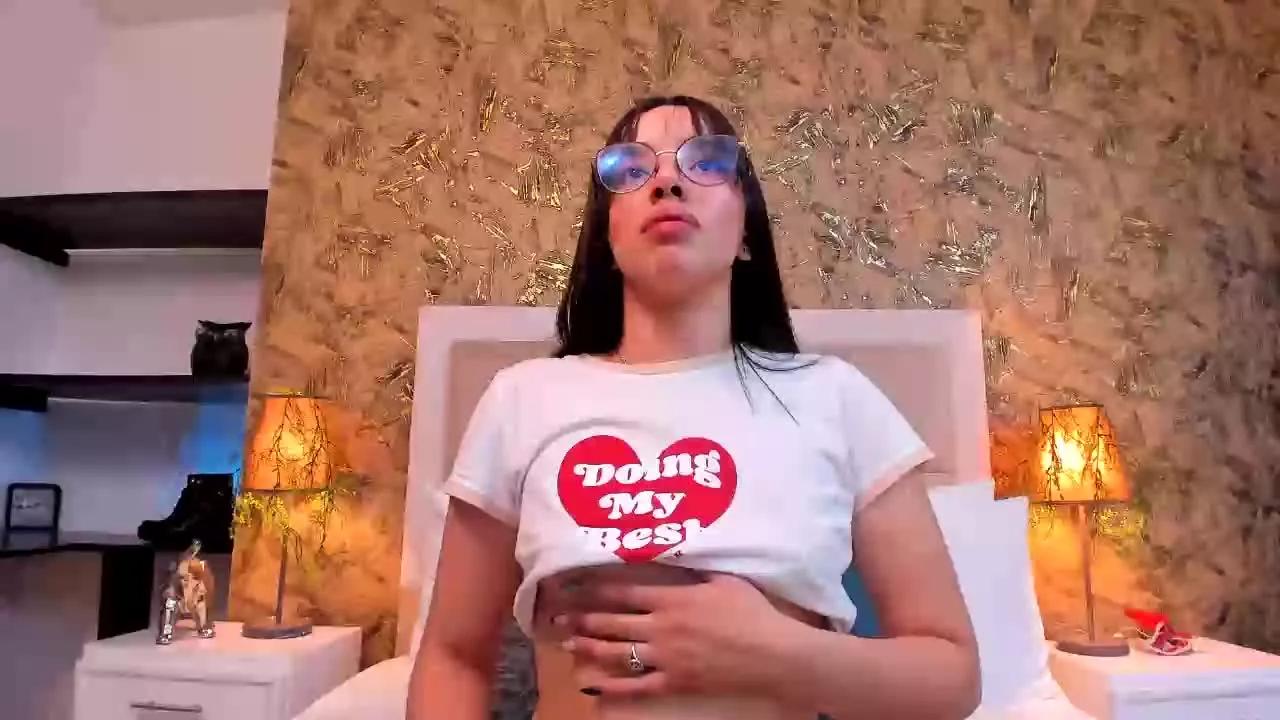 ValkyriaStel on Streamray 