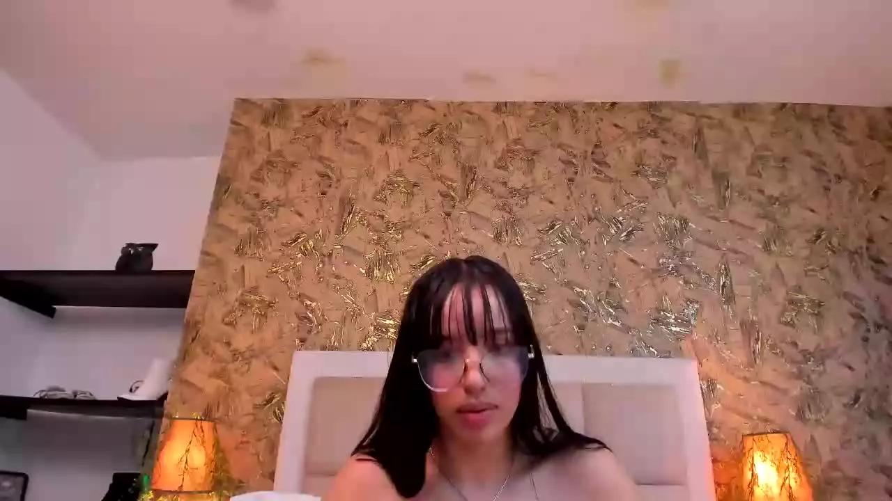 ValkyriaStel on Streamray 