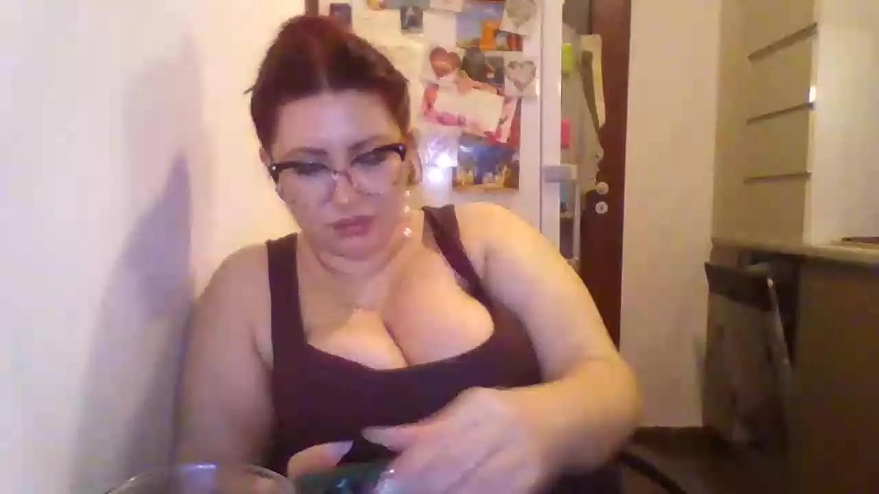 VelvetPurple on Streamray 