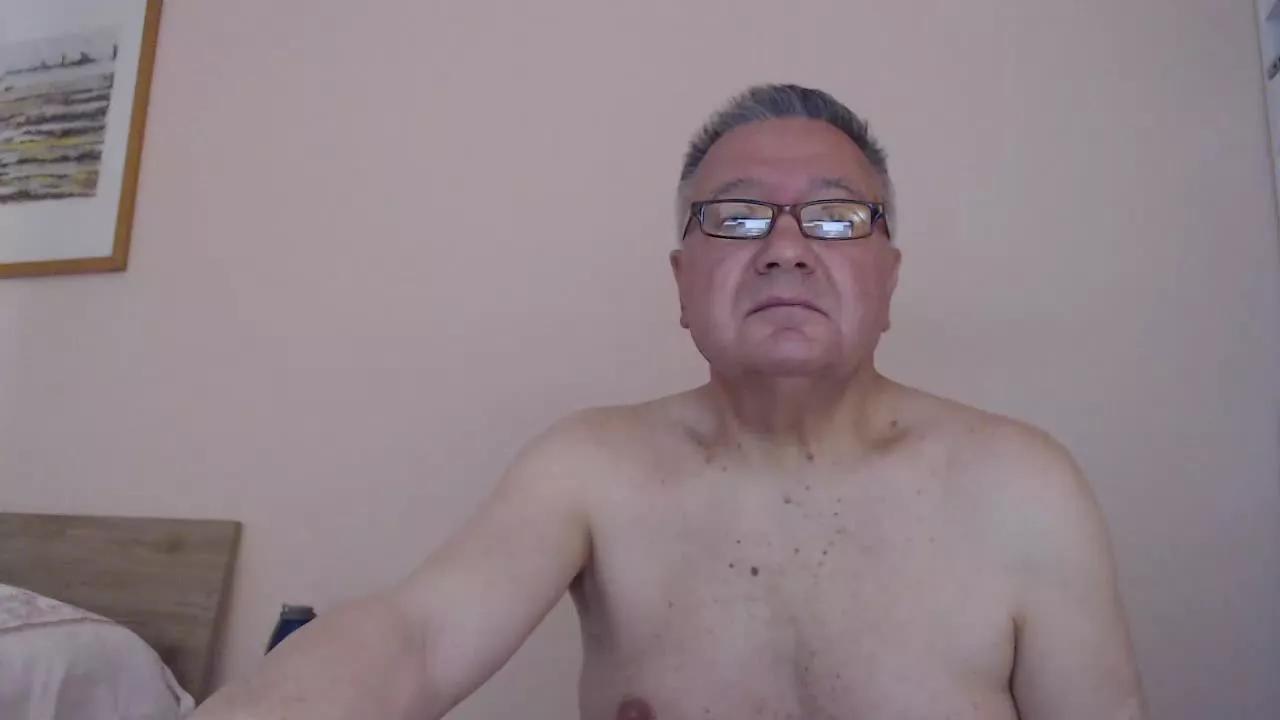 YOU6me on Streamray 