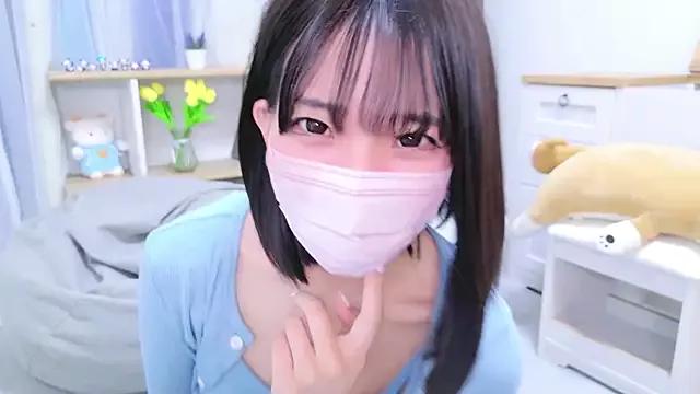 -Yuria- on StripChat 