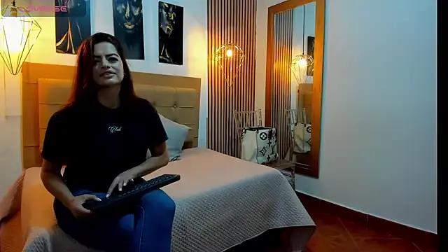 _samanthaa_foxx on StripChat 