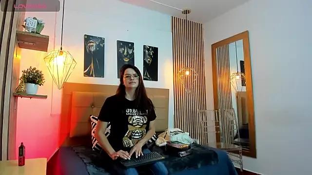 _samanthaa_foxx on StripChat 