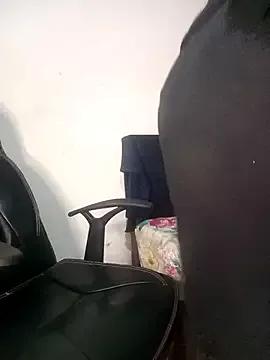 Aashixxx12 on StripChat 