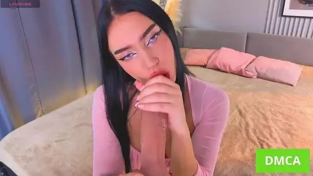 aGaGatha on StripChat 