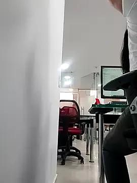 aisha_latina on StripChat 