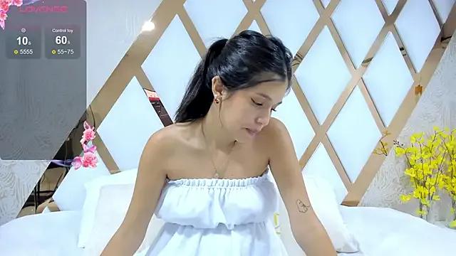 Join StripChat's AlexaWillss AlexaWillss from StripChat