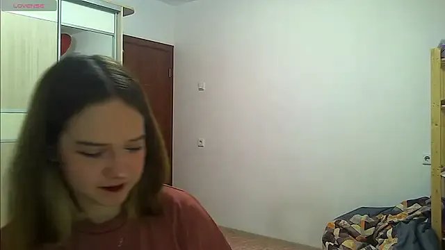 AlissaGerardo — lick my finger