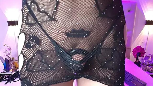 Alyssaa_Hunter on StripChat 