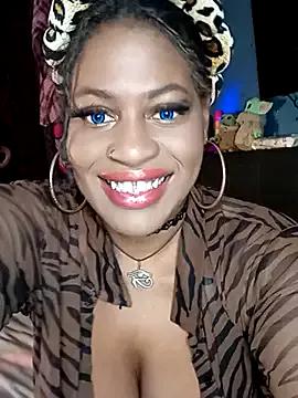 AmazonianMistress on StripChat 