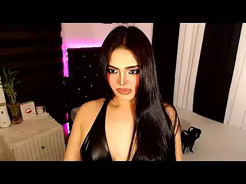 ameliadom on StripChat 