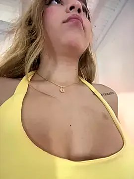 AngelBlushXXX on StripChat