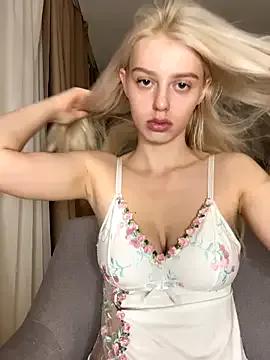 Hot AnikaBest wants you to fuck their body now AnikaBest from StripChat