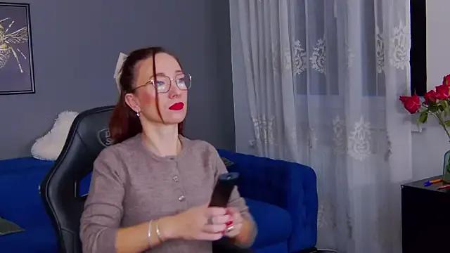 Discover dirty camwhore AnneHove AnneHove from StripChat