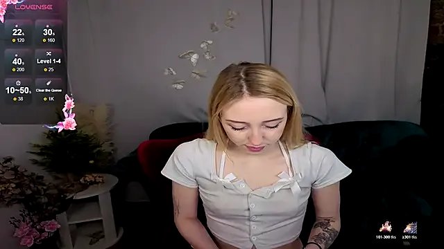 anora_baby — take off my skirt