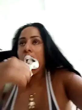 Freechat ashley69_brown on StripChat