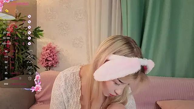 Try AudieKaemmerer, she wants to masturbate for you AudieKaemmerer from StripChat