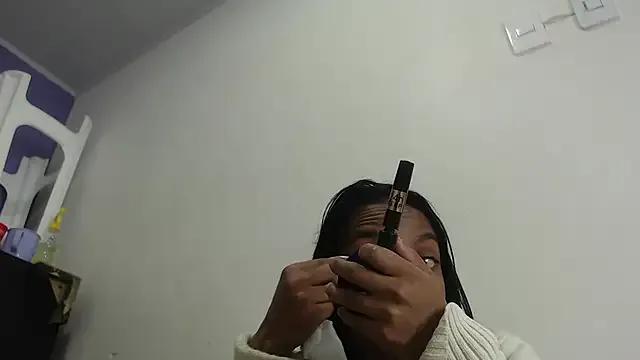 avaleri_cherry on StripChat 