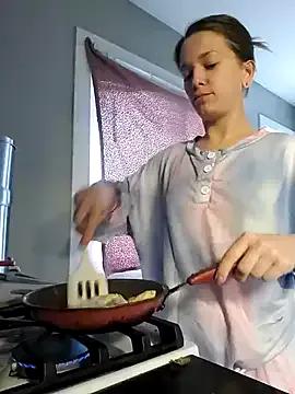 Freechat Bakedroll333 on StripChat