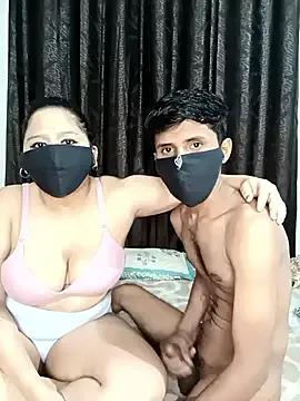 Freechat Beautiful_couple_70 on StripChat