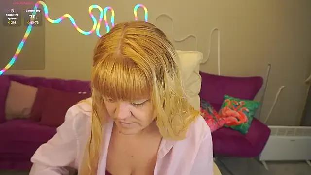 Admire 23 years old BellaLaPetit from StripChat BellaLaPetit from StripChat