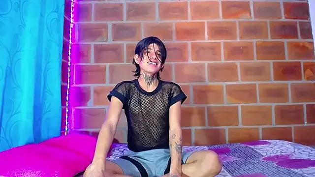 Admire StripChat's Bellamy_094 bellamy_094 from StripChat