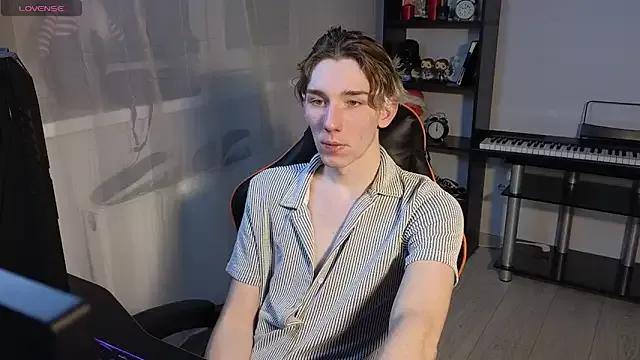 Big_stik19 on StripChat 