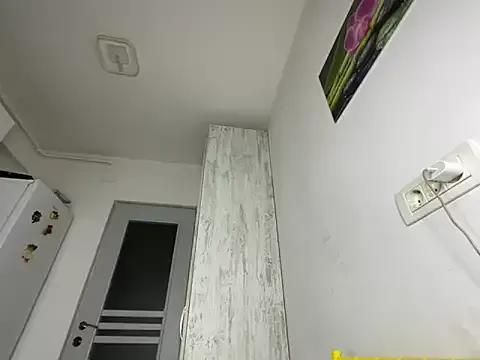 Admire 23 years old BlueEyes_BB from StripChat BlueEyes_BB from StripChat