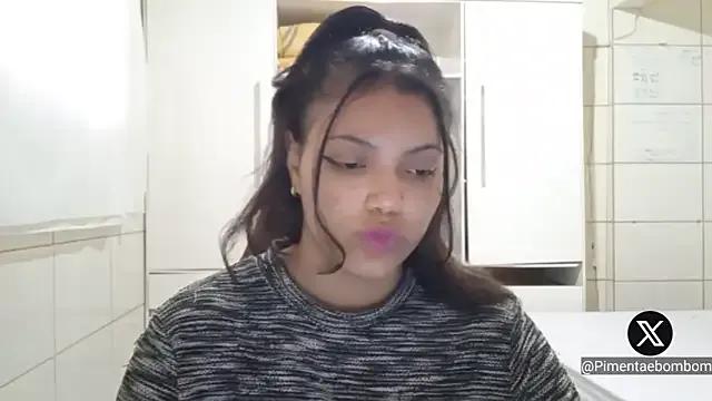 bombomepimenta on StripChat 