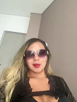 brianahill_ — Open pussy & open ass 