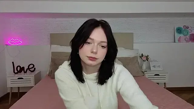 bucks_bunnyy from StripChat