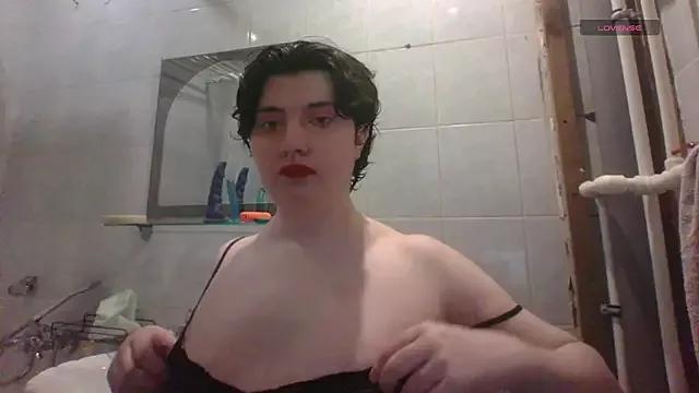 camgirl_xxx on StripChat 