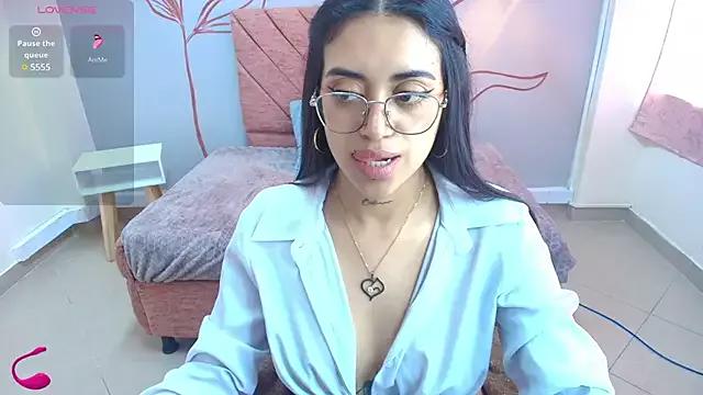 Carla_Bennet_ on StripChat 