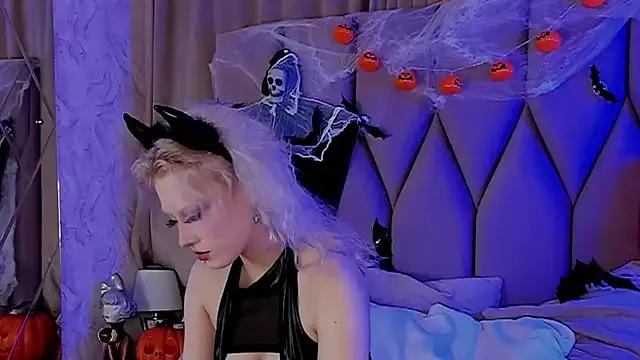 Watch slutty model CarolLamb CarolLamb from StripChat