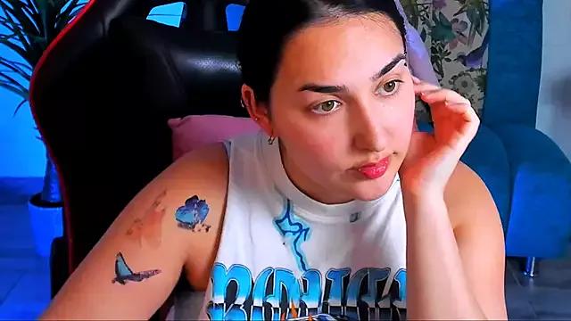 CeceliaJohnson on StripChat 