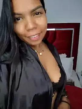 CloeeHills_ on StripChat 