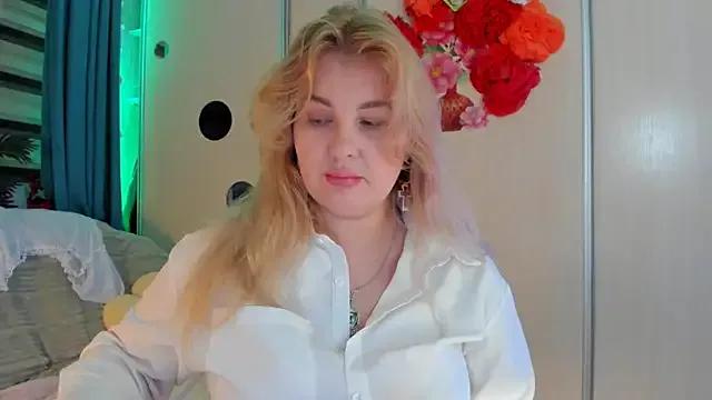Sweet CoraSwon from StripChat CoraSwon from StripChat