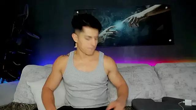 Crhis_N_Derek on StripChat 