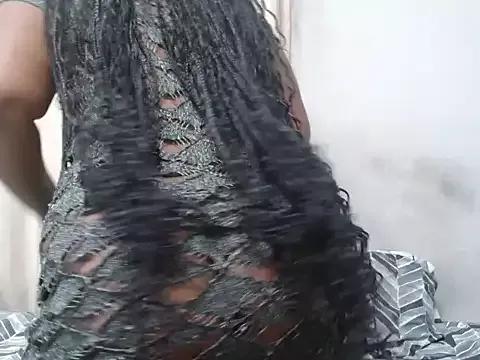 curvydarckcohocolate on StripChat 