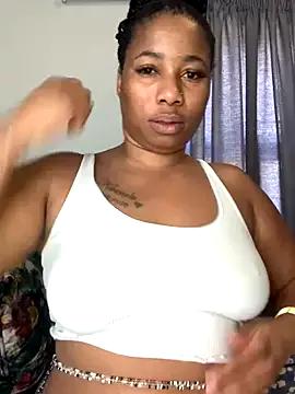 CurvyDesire1 on StripChat 