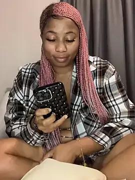 CurvyDesire1 on StripChat 