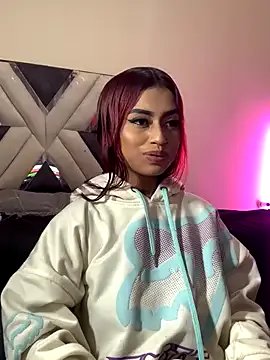 Dirty_isabella18 on StripChat