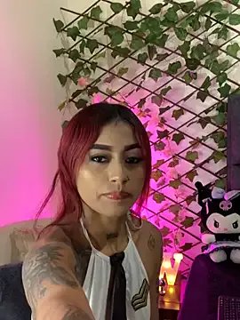 Dirty_isabella18 on StripChat