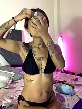 Dirty_isabella18 on StripChat