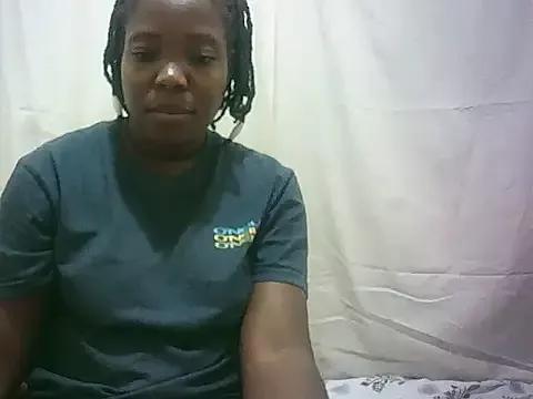 ebony_valleria on StripChat 